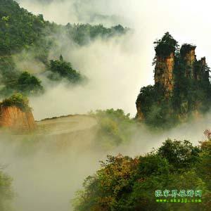 【喜樂拼團(tuán)線路】張家界、寶峰湖、天門山、天子山、猛洞河漂流三晚四日游